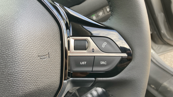 Peugeot 208 1.2 Hybrid 110 Allure 5dr e-DSC6 Petrol Hatchback - Image 21